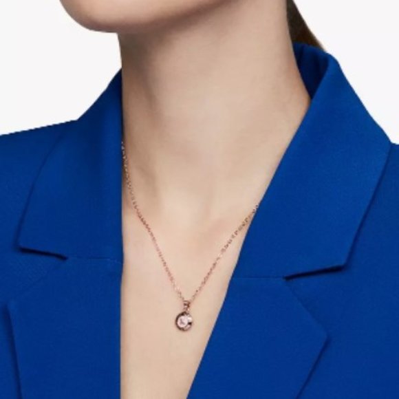 TED BAKER ELVINA ENAMEL MINI BUTTON BURGUNDY ROSE GOLD NECKLACE - Picture 2 of 2